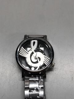 GENTS OPEN FACE WRISTWATCH