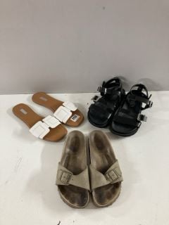 THREE PAIRS OF SANDALS TO INCLUDE SIZE 7