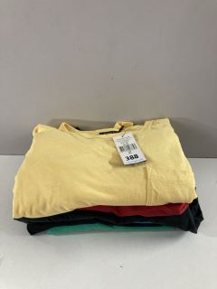 ASSORTED CLOTHING TO INCLUDE RALPH LAUREN POLO