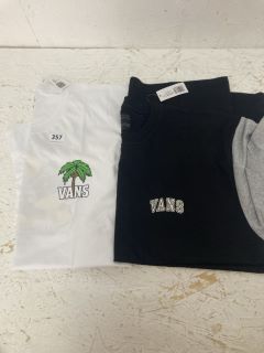 2 X VANS T-SHIRTS INC SIZE : XXL