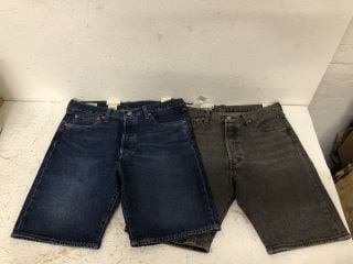 2 X LEVIS 501 ORIGINAL SHORTS SIZE: 33