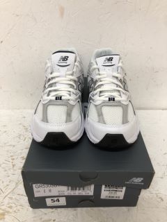 NEW BALANCE 530 GS TRAINERS SIZE : 5.5