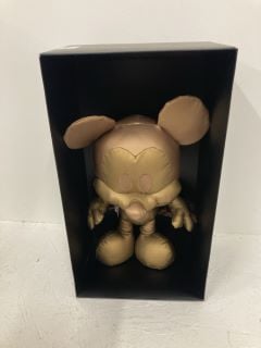 DISNEY MICKEY MOUSE COLLECTORS CLUB GOLDEN MICKEY