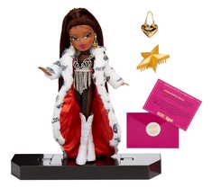 8 X BRATZ 573494EUC X GCDS SPECIAL EDITION DESIGNER FASHION DOLL-SASHA-INCLUDES OUTFIT, ACCESSORIES, HAIRBRUSH, & MORE-FULLY ARTICULATED-PREMIUM PACKAGING, COLLECTABLE-FOR COLLECTORS & KIDS AGES 7+.