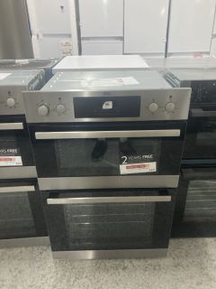 AEG BUILT-IN DOUBLE OVEN MODEL: DEB331010M