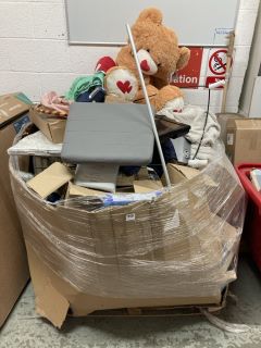 PALLET OF ITEMS INC MORISMOS TEDDY BEAR