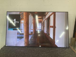 SAMSUNG 75" TV MODEL: 75DU7100 RRP: £799 (LINE ON SCREEN, NO REMOTE, NO STAND, WITH BOX)