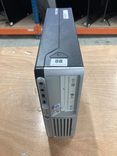 HP COMPAQ DC 7100 DESK TOP PC. (SALVAGE PARTS ONLY). [JPTN40264]