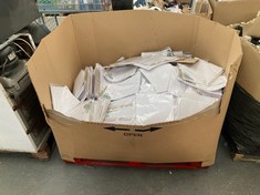 PALLET OF 2024 YEARLY PLANNER IN WHITE (KERBSIDE PALLET DELIVERY)