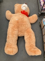 LARGE TEDDY BEAR IN NATURAL COLOUR