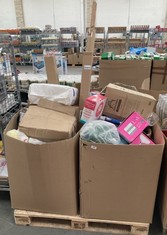 PALLET OF ASSORTED ITEMS TO INCLUDE 2 X LAV SET OF MARTINI / COCKTAIL GLASSES