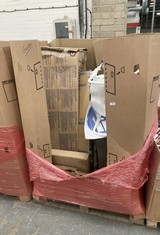 PALLET OF ASSORTED ITEMS TO INCLUDE TOILET SEAT AND FRAME IN WHITE