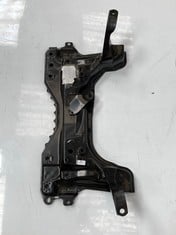 FRONT SUBFRAME CROSSMEMBER