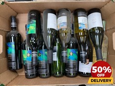 12 X BOTTLES OF ASSORTED WHITE WINE TO INCLUDE GRANDE CUVEE LES AMANDIERS CHARDONNAY 2022 DRY WHITE WINE 75CL