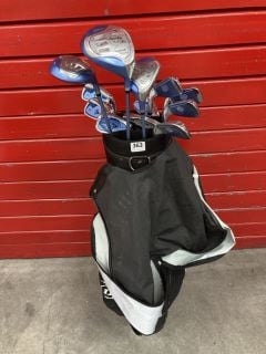 DUNLOP SET OF GOLF CLUBS