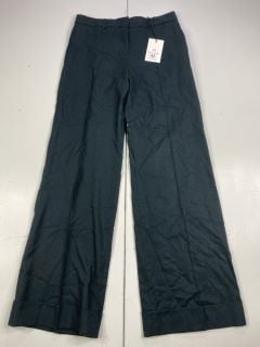 PAUL SMITH WOMEN'S TROUSERS. SIZE: 42, MADE FROM: 100% WOOL. RRP: £230