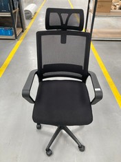 SONGMICS CHAIR MODEL OBN22 BLACK COLOUR.