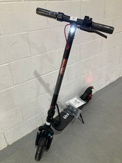 URBANGLIDE ELECTRIC SCOOTER BLACK AND RED COLOUR DOES NOT TURN ON.