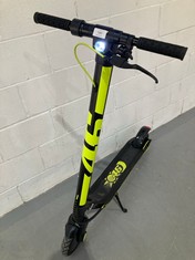 ELECTRIC SCOOTER VALENTINO BLACK COLOUR SIM CHARGER .