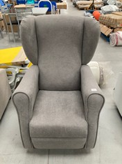 RECLINING CHAIR BRAND SUE�OSZZZ GREY COLOUR (BROKEN AT THE TOP).