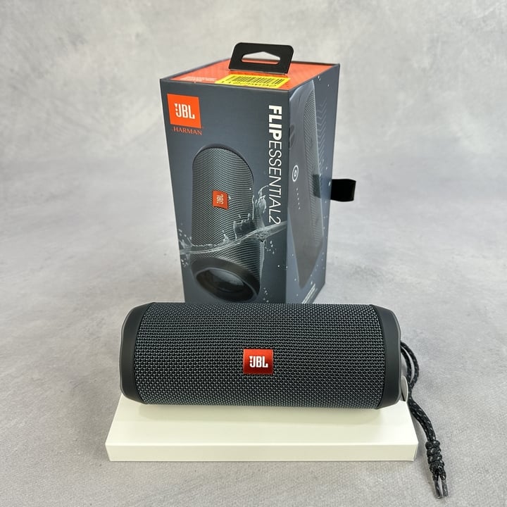 JBL Essential 2 Waterproof Bluetooth Speaker, Boxed (MPSD41344910) (VAT ONLY PAYABLE ON BUYERS PREMIUM)