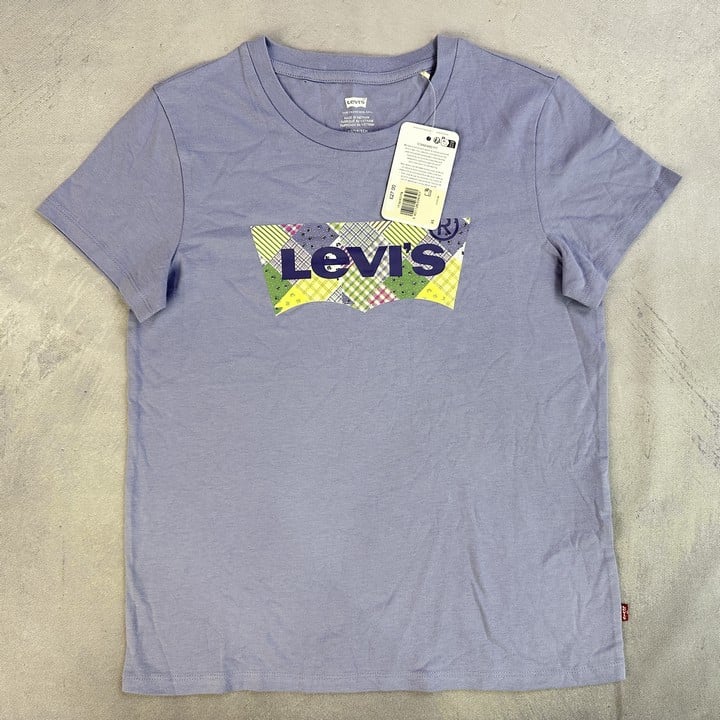 LEVI'S T-Shirt With Tags - Size XS  (MPSS03115115) (VAT ONLY PAYABLE ON BUYERS PREMIUM)