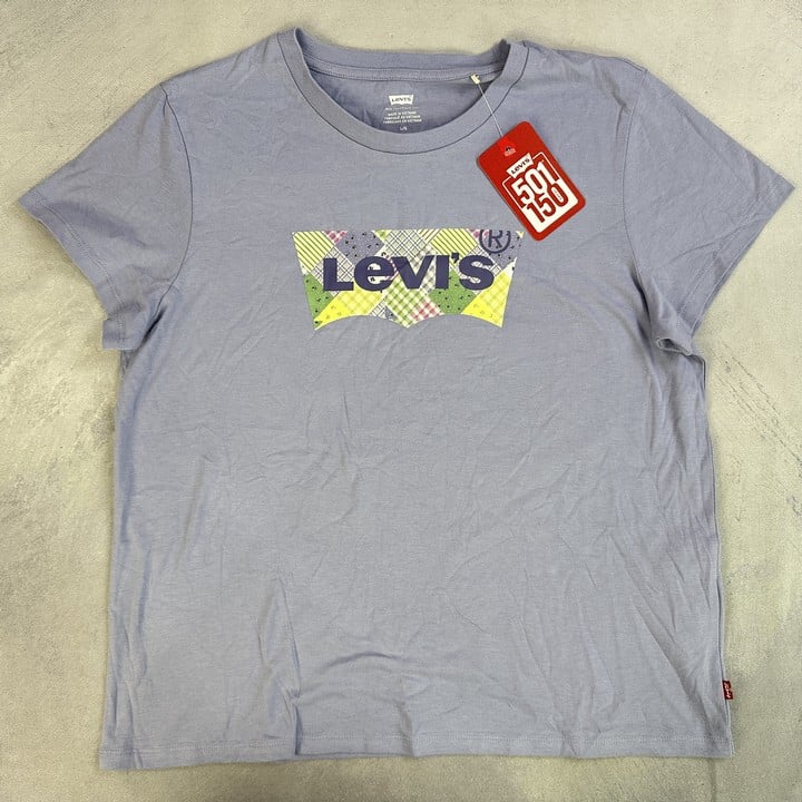 LEVI'S T-Shirt With Tags - Size L (MPSS03115115) (VAT ONLY PAYABLE ON BUYERS PREMIUM)