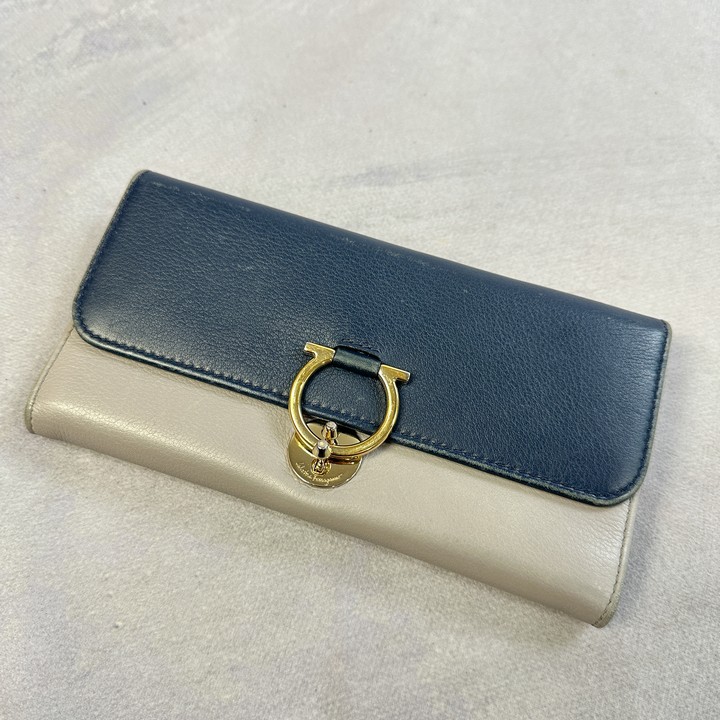 Salvatore Ferragamo Gancini Long Wallet, Dimensions 19x10x2cm(Approx) (VAT ONLY PAYABLE ON BUYERS PREMIUM)