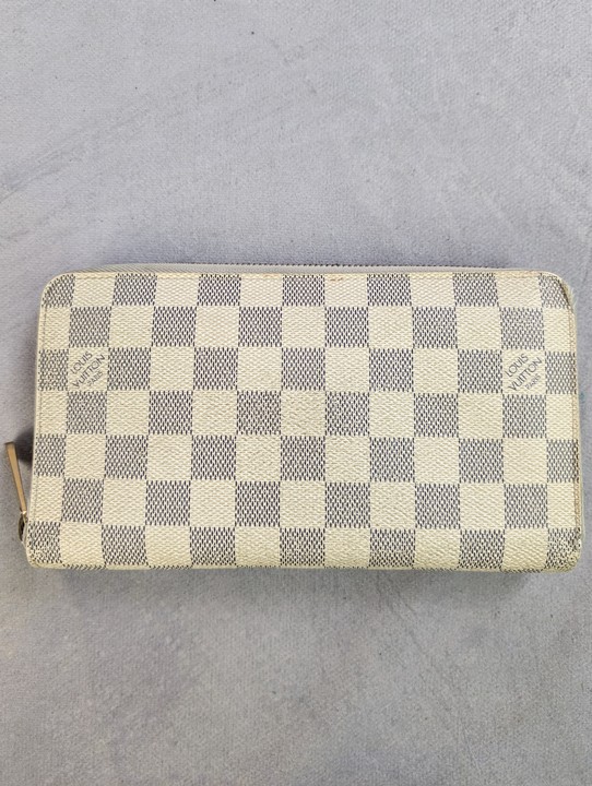 Louis Vuitton Damier Azur Zippy Organizer Long Wallet, Dimensions 21x11.5x2.5cm(Approx) (VAT ONLY PAYABLE ON BUYERS PREMIUM)