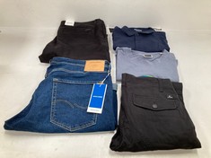 5 X JACK&JONES GARMENTS VARIOUS SIZES AND MODELS INCLUDING JEANS SIZE XXL - LOCATION 14A.