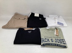 5 JACK&JONES GARMENTS VARIOUS SIZES AND MODELS INCLUDING WHITE SHIRT SIZE M - LOCATION 6A.