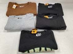 5 X CARHARTT CLOTHING ITEMS VARIOUS SIZES AND MODELS INCLUDING BLACK T-SHIRT SIZE - M LOCATION 35A.