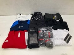 10 X SPORTSWEAR VARIOUS BRANDS AND SIZES INCLUDING BLUE NIKE T-SHIRT SIZE M - LOCATION 16A.