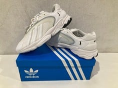 ADIDAS SHOES MODEL OZTRAL WHITE SIZE 47 1/3 - LOCATION 12A.