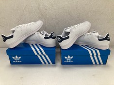 2 X ADIDAS TRAINERS MODEL STAN SMITH WHITE COLOUR SIZE 36 2/3 - LOCATION 8A.