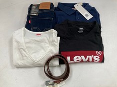 5 X LEVIS GARMENTS VARIOUS MODELS AND SIZES INCLUDING BROWN BELT - LOCATION 25A.