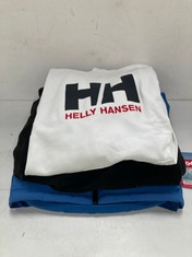 3 X HELLY HANSEN CLOTHING VARIOUS MODELS AND SIZES INCLUDING BLUE JACKET SIZE S .