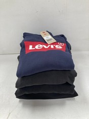 4 X LEVIS SWEATSHIRTS VARIOUS SIZES AND MODELS INCLUDING NAVY BLUE SWEATSHIRT SIZE 16 YEARS 176CM - LOCATION 38B.