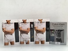 4 X PACKS MEN'S UNDERWEAR CALVIN KLEIN ALL SIZE M - LOCATION 22B.