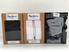 3 X PACKS OF MEN'S UNDERWEAR PEPE JEANS AND ARMANI VARIOUS SIZES - LOCATION 22B.