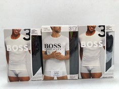 3 X PACKS OF MEN'S UNDERWEAR HUGO BOSS VARIOUS SIZES - LOCATION 22B.