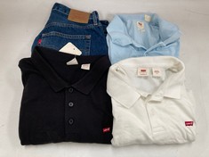 4 X LEVIS GARMENTS VARIOUS MODELS AND SIZES INCLUDING BLUE POLO SHIRT SIZE L- LOCATION 33A.