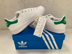 ADIDAS TRAINERS MODEL STAN SMITH J WHITE SIZE 36 - LOCATION 6B.