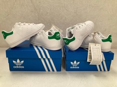 2 X ADIDAS MODLEO STAN SMITH EL I SHOES WHITE SIZES 25 AND 26 - LOCATION 2B.