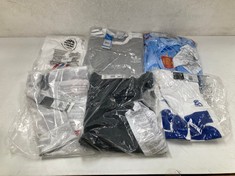 6 X ADIDAS APPAREL VARIOUS SIZES AND MODELS INCLUDING SPAIN T-SHIRT SIZE L - LOCATION 11B.