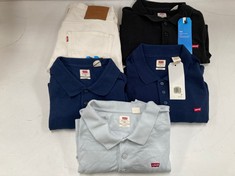 5 X LEVIS GARMENTS VARIOUS MODELS AND SIZES INCLUDING NAVY BLUE POLO SHIRT SIZE L - LOCATION 41A.