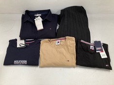 5 X TOMMY HILFIGER CLOTHING VARIOUS SIZES AND MODELS INCLUDING BLACK DRESS SIZE L - LOCATION 50A.