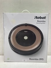 IROBOT ROOMBA 895 - OPTIMAL ROBOT HOOVER FOR PETS, 5X SUCTION, ANTI-TANGLE RUBBER BRUSHES, DIRT DETECT SENSORS, HARD FLOORS AND CARPETS, WIFI AND APP PROGRAMMABLE - LOCATION 39C.