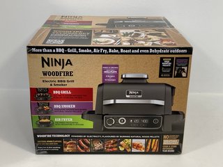 NINJA OG701UK WOODFIRE ELECTRIC BBQ GRILL & SMOKER - RRP £350.00: LOCATION - FRONT BOOTH