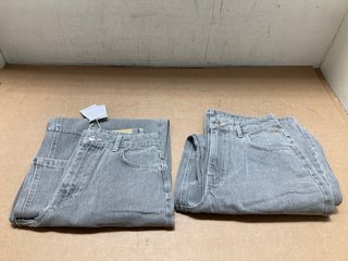 2 X PAIRS OF ALIGNE MARKUS JEANS IN GREY - UK 26/27: LOCATION - J15